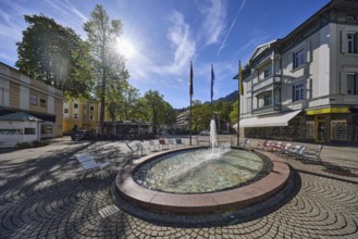 Wisbacherbrunnen, fountain, pedestrian zone, general architecture, cobblestones, public chairs,