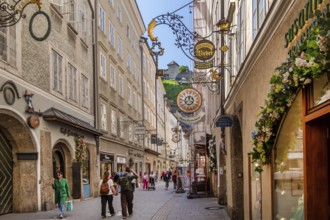 Getreidegasse in the historic city centre, Salzburg, Salzachtal, Land Salzburg, Austria
