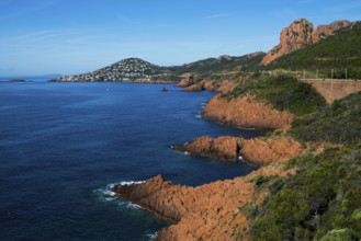 Picturesque coast and red rocks, near Anthéor, Saint-Raphaël, Massif de l'Esterel, Esterel