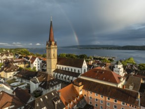 Luftbild von der Stadt Radolfzell am Bodensee mit der historischen Altstadt und dem Radolfzeller