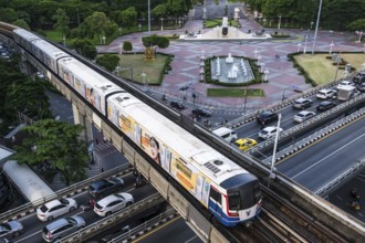 Lumphini Park BTS Skytrain, Bangkok, Thailand
