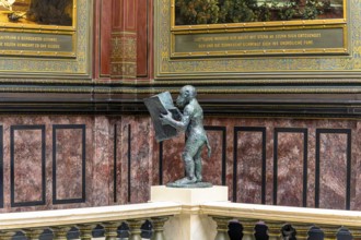 Interior design with paintings and exhibits in the Hamburger Kunsthalle, art museum am