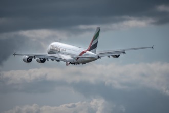 Emirates Airbus A380-800, on take-off, Düsseldorf Airport, North Rhine-Westphalia, Germany