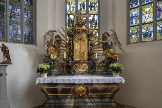 Altar with tabernacle in the parish church of St Martin, Sipplingen, Baden-Württemberg, Germany