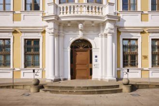 State parliament, historic houses, baroque architectural style, facade, window, entrance area,