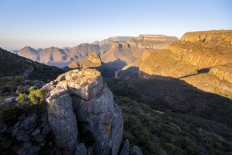 Sunset at Blyde River Canyon with Three Rondawels peak, view of canyon with Blyde River and table