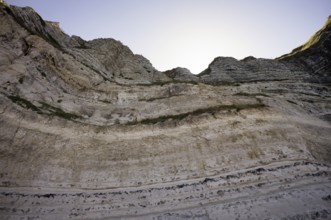 Flint inclusions in chalk cliffs, beach, pebble beach, Étretat, cliff, cliffs, chalk cliffs,