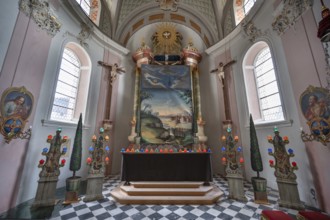 Culisse on the high altar during Lent, Church of St Peter and Pau, Telfs, Bezrk, Innsbruck, Austria