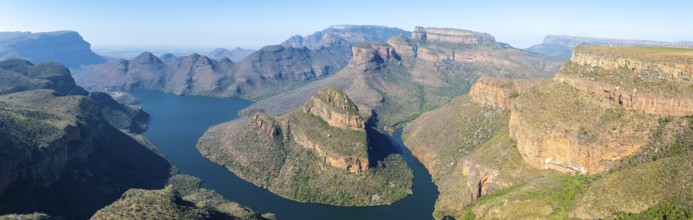Panorama, Blyde River Canyon with Three Rondawels peak, view of canyon with Blyde River and Table