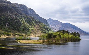 Loch Shiel, Glenfinnan Viaduct, River Finnan, West Highland, Scotland, United Kingdom