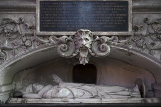 Interior view, tomb of Cardinal Jean de la Grange, Cathédrale Notre-Dame d'Amiens, Amiens, Somme,