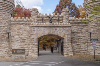 Entrance to the Chickamauga and Chattanooga National Military Park on Lookout Mountain in