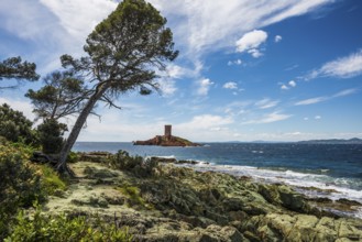 Island with tower and red rocks, Ile d'or, Cap du Dramont, Saint-Raphaël, Massif de l'Esterel,