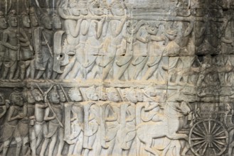 Stone bas-reliefs, Khmer war campaign against the Cham, relief wall, east façade, Bayon temple,