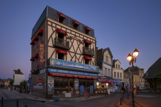 Hotel Restaurant Le Bistrot Du Bateau blue hour, evening, dusk, Étretat, Normandy, Seine-Maritime,