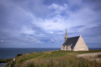 Church Chapelle Notre Dame de la Garde, Étretat, cliff, cliff, chalk cliffs, alabaster coast, La