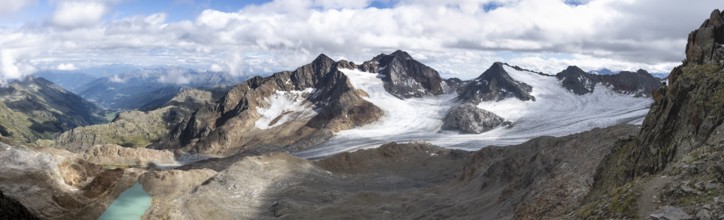 Panorama from the summit of the Becher, high mountain landscape, view of mountain peaks