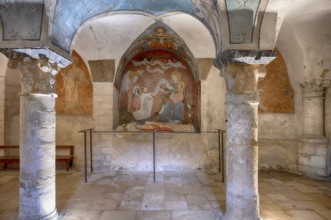 Interior, frescoes, ancient Roman crypt, Cathédrale Notre-Dame de Bayeux, Bayeux, Calvados, France