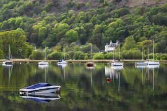 Boats on Windermere Lake and mountains, Ambleside, Lake District, Cumbria, England, United Kingdom