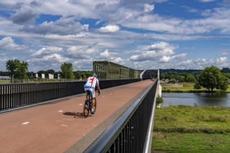 De Massover cycle path bridge, over the Meuse south of Nijmegen, near Cuijk, part of the