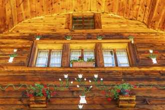 Parsonage, decorated with flowers, historic village centre, Grimentz, Val d'Anniviers, Valais Alps,