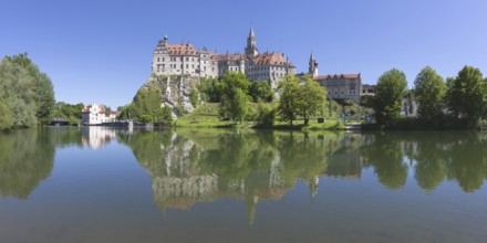 Sigmaringen Castle, Hohenzollern Castle, on the Danube, Sigmaringen, Swabian Alb,