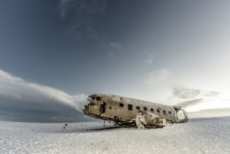 Planewreck from Sólheimasandur, in southern iceland, Winter, Sunset, Beach, Iceland* Planewreck
