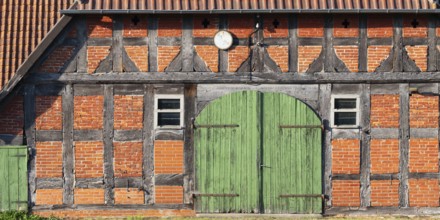 View of a barn door of an old farmhouse, Half-timbered, Historical, Böhme, Heidekreis, Rethem