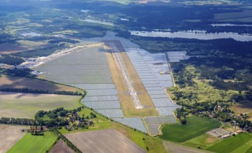 Aerial photo, special landing site, Neuhardenberg, airfield, solar farm, solar, solar modules,