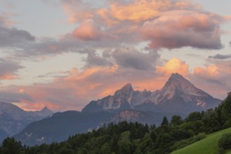 Sunrise with alpenglow near Maria Gern with a view of the Watzmann