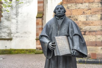 Martin Luther memorial on the Stiftsplatz in Landau in der Pfalz, Rhineland-Palatinate, Germany
