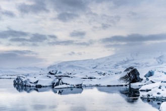 Jökulsarlon, icebergs, ice, glacial lake, Vatnajökull Glacier, winter, snow, sunset, Iceland*