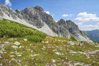 Hiking in Lantschfeld, mountains, Radstädter Tauern, blue sky, Lungau, Salzburg
