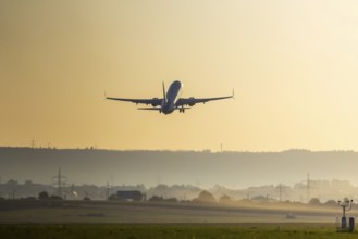 Aircraft taking off on a climb in the early morning. Registration: TC-LPH, Turkish Airlines, Airbus