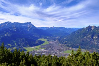 View, on the Wank, Garmisch-Partenkirchen, Werdenfelser Land, Upper Bavaria, Bavaria, Germany
