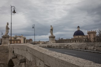 Bridge Pont de la Trinitat Valencia Spain