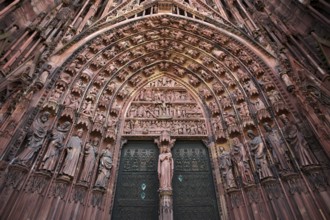 Tympanum, main portal, west portal of Notre-Dame Cathedral, Strasbourg, Strasbourg, Old Town,