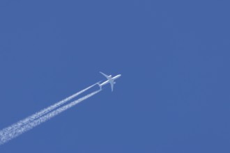 Boeing 787-9 Dreamliner jet passenger aircraft of KLM Royal Dutch airlines in flight in a blue sky