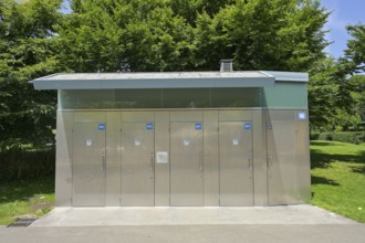 Free public toilet, Zürichhorn, Zurich, Switzerland