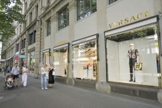 Versace shop, shopping street, passers-by, Bahnhofstrasse, Zurich, Switzerland