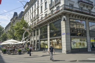 Cafe and chocolate shop Sprüngli, shopping street, passers-by, Bahnhofstrasse, Zurich, Switzerland