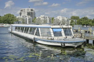 Ship of the Stern und Kreuz for sale, jetty harbour, Treptower Park, Treptow, Berlin, Germany