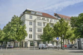 Old building, Richardplatz, Böhmisches Viertel, Neukölln, Berlin, Germany
