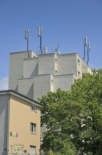 Social housing, residential building, mobile phone antennas, Storkwinkel, Schwarzbacher Straße,