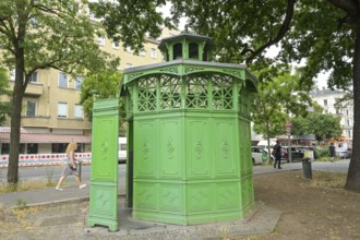 Toilet, urinal, Cafe Achteck, Karl-Marx-Straße, Neukölln, Berlin, Germany