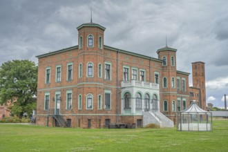 Old Villa, Elbe Resort Alte Ölmühle, Wittenberge, district of Prignitz, Brandenburg, Germany