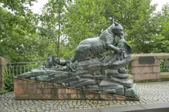 Otter, bronze, monument, bridge figure Alte Baumgartenbrücke Geltow, Brandenburg, Germany
