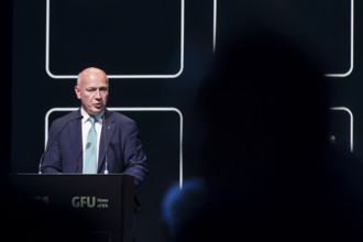 Kai Wegner (Governing Mayor of Berlin, CDU) speaks at the opening gala of the IFA consumer