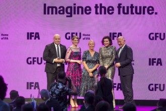 Leif-Erik Lindner (Managing Director of IFA Management GmbH), Sara Warneke (Managing Director of