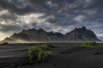 Mountains, mountain range, beach, sea, clouds, evening light, coast, summer, Vestrahorn, Stokksnes,